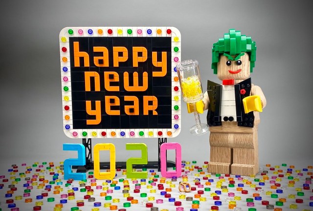 Happy-New-Year-LEGO-2020.jpg
